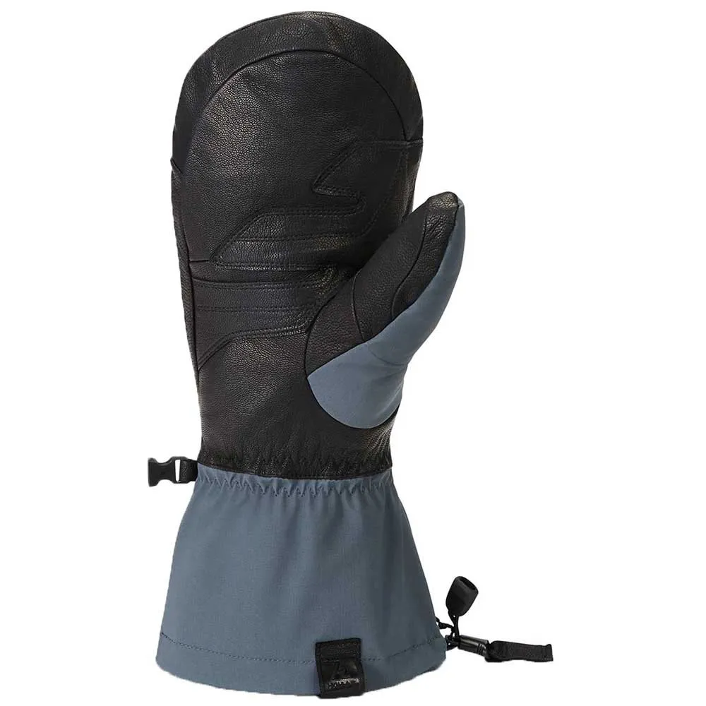 dakine excursion backpack